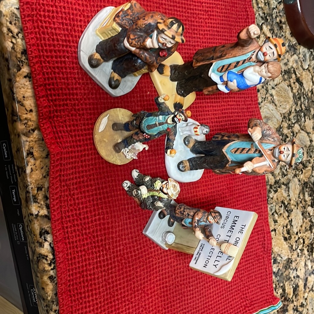 Set of 6 Emmett Kelly Figures GLASS